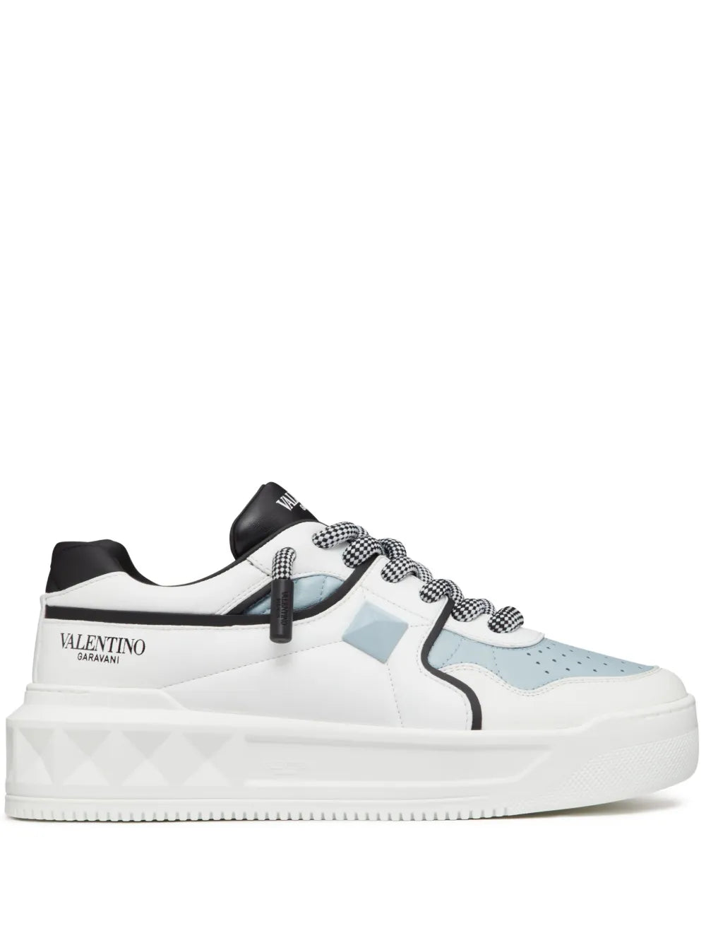 A Valentino sneakers